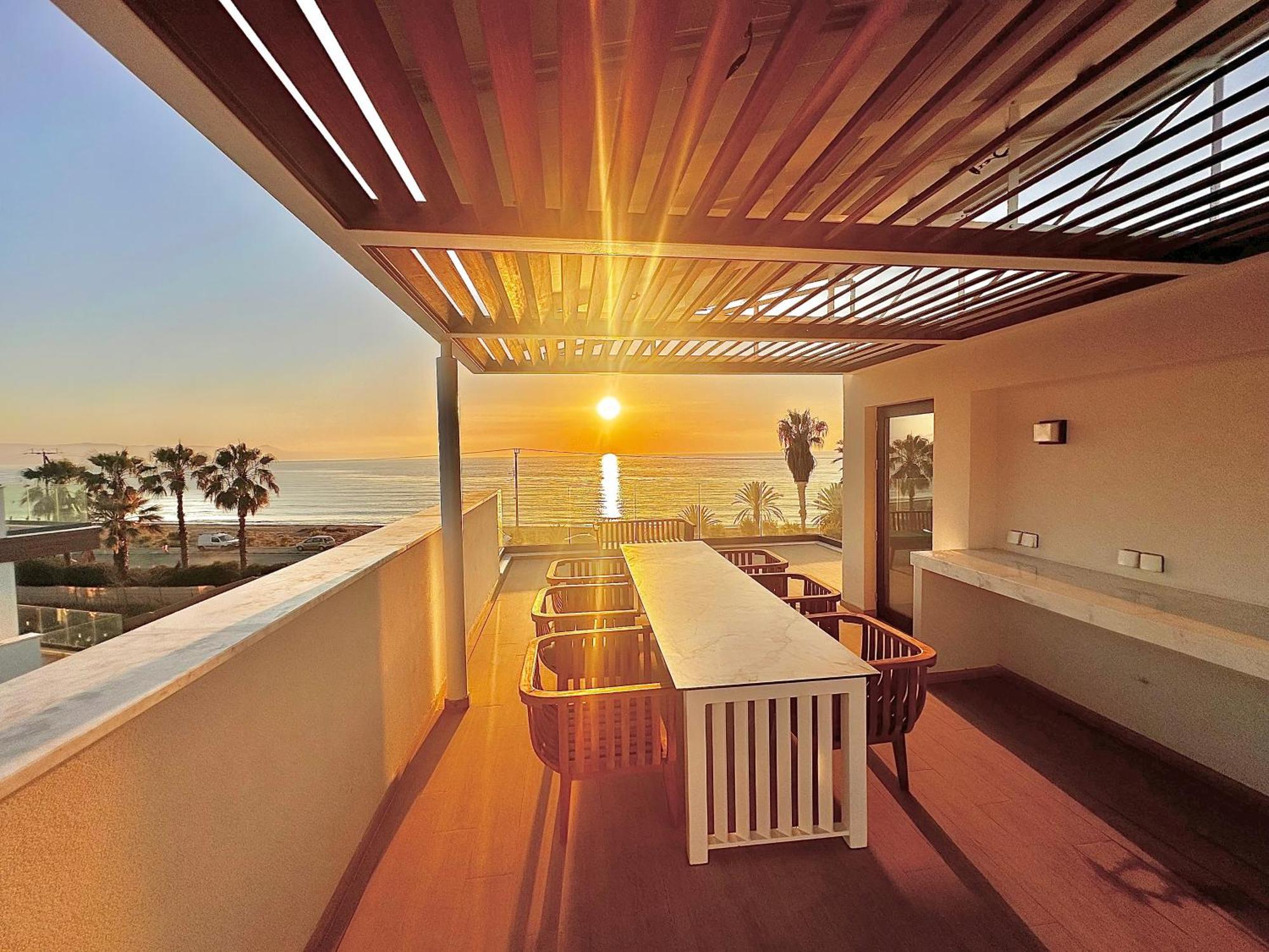 Santa Barbara Seafront Villas W Jacuzzi Pool 파포스 외부 사진